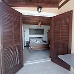 Marina House Next To بيت للعطل
