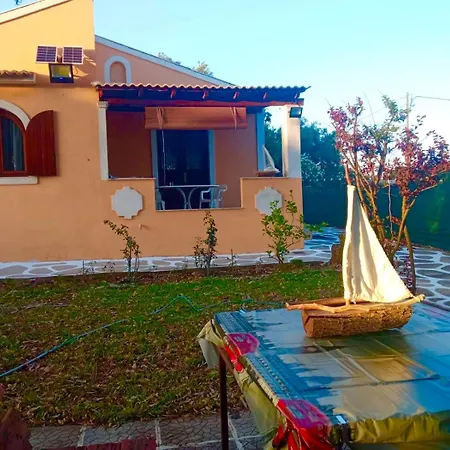 Marina House Next To Halikounas