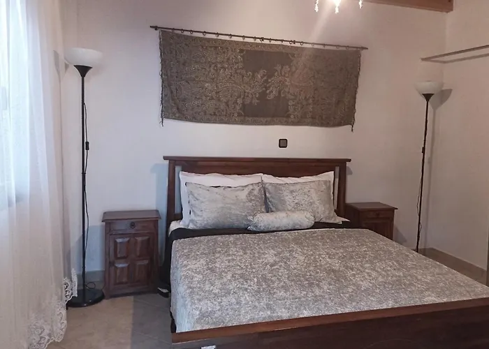 Marina House Next To Casa vacanze Halikounas