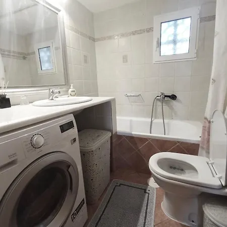 Marina House Next To Casa vacanze Halikounas