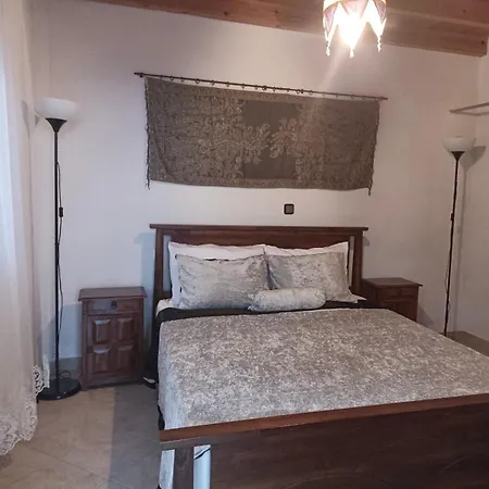 Marina House Next To Casa vacanze Halikounas