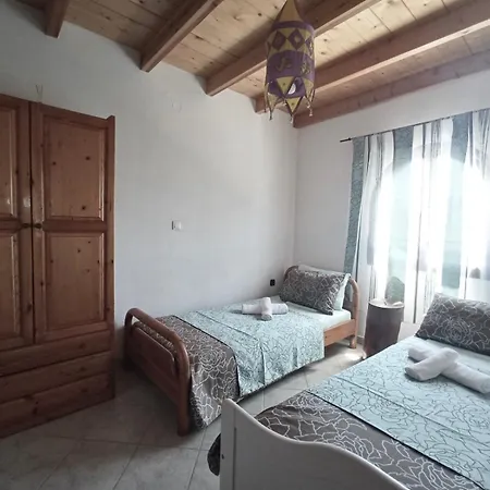 Marina House Next To * Halikounas