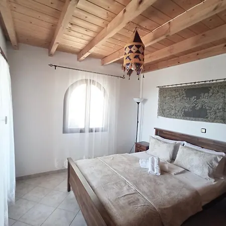 Marina House Next To Casa vacanze Halikounas