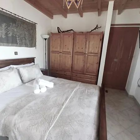 Marina House Next To * Halikounas